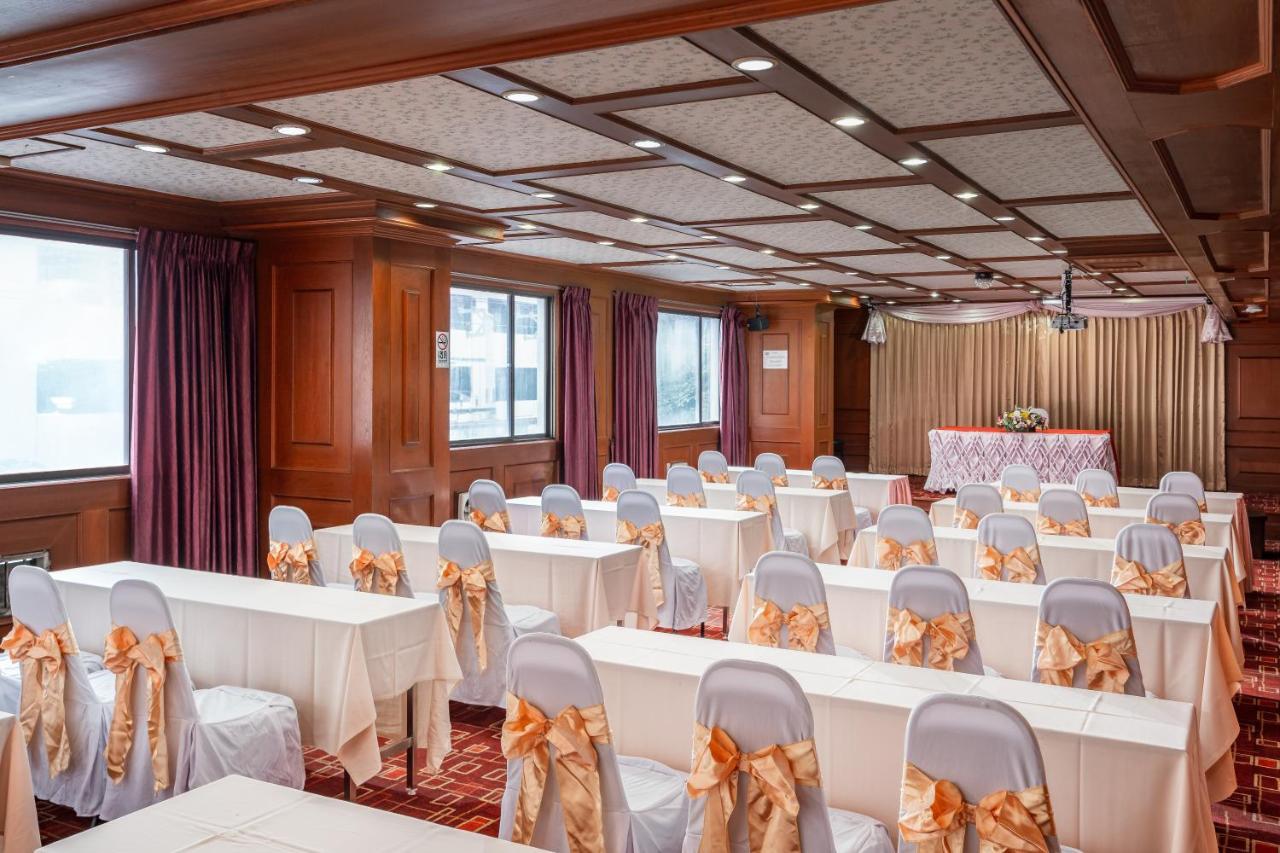 Elizabeth Hotel Bangkok Ngoại thất bức ảnh