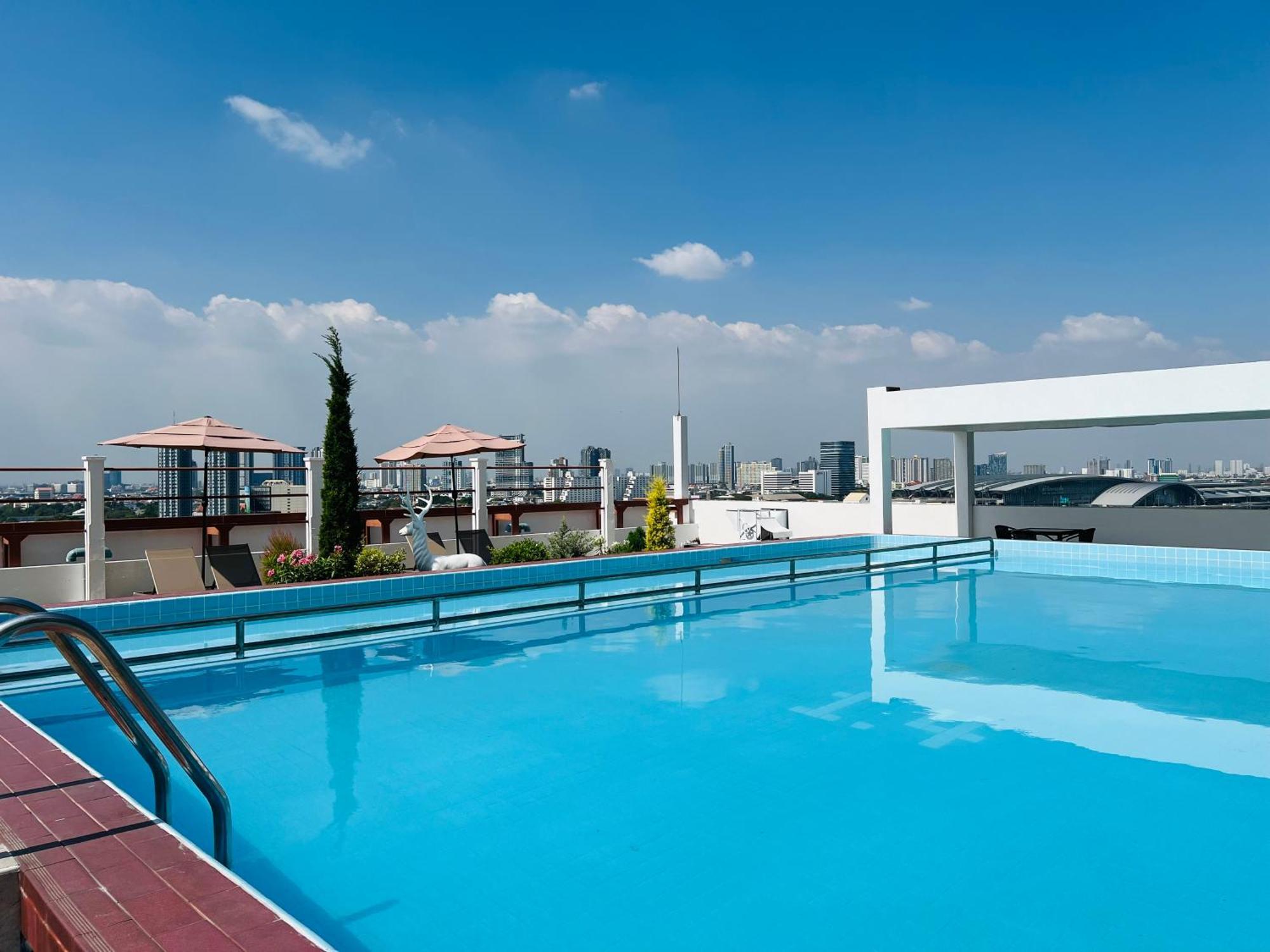 Elizabeth Hotel Bangkok Ngoại thất bức ảnh